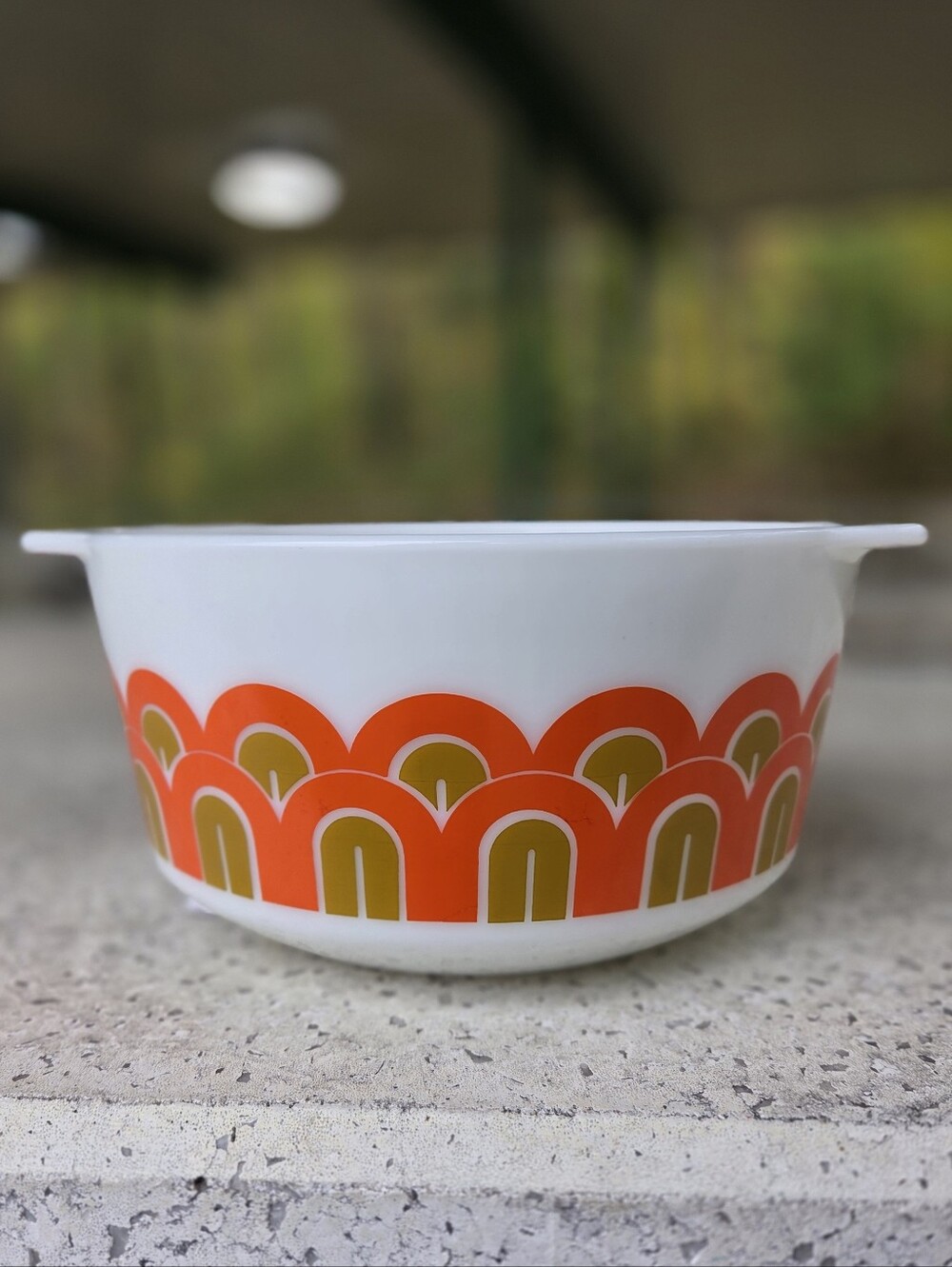 Vintage 1970s PYREX ARCHES Pattern Mixing Bowl